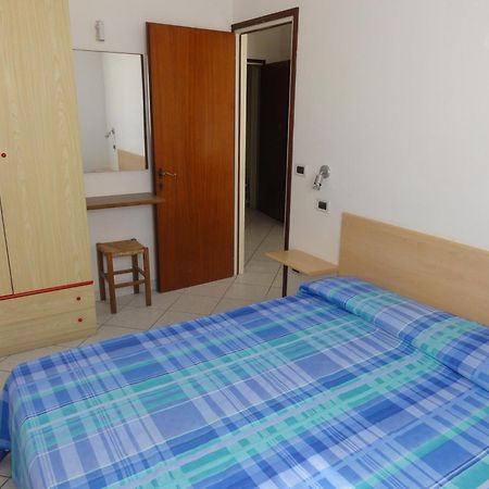 Ivana - Appartamenti Bibione Kamer foto
