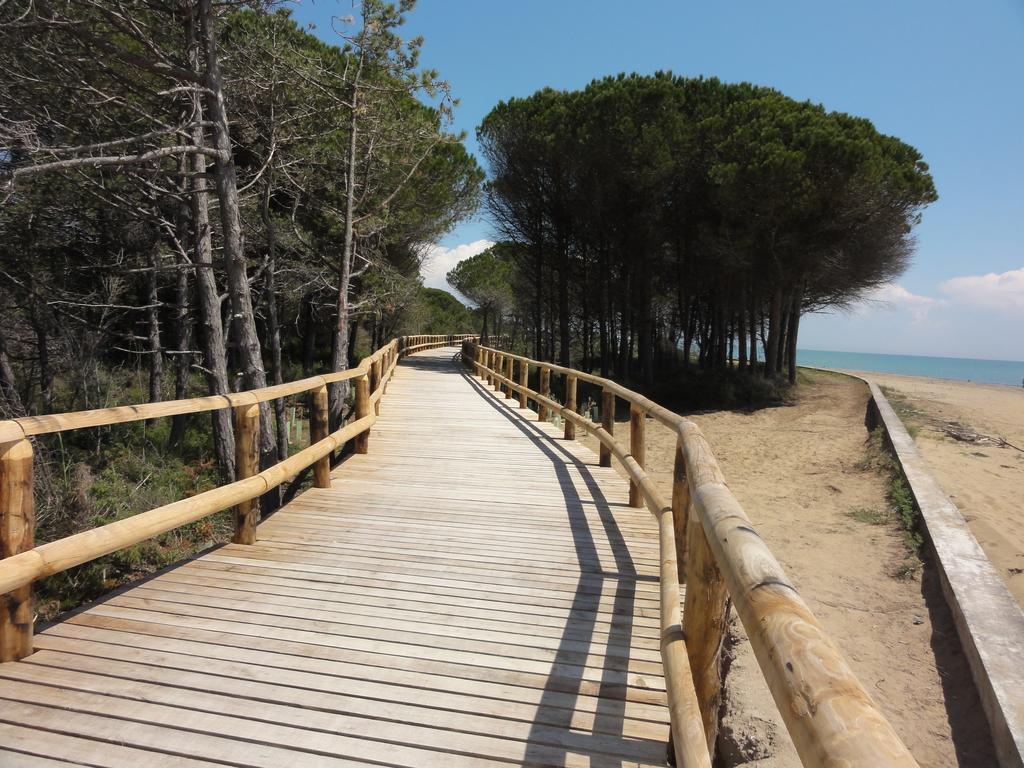 Ivana - Appartamenti Bibione Buitenkant foto